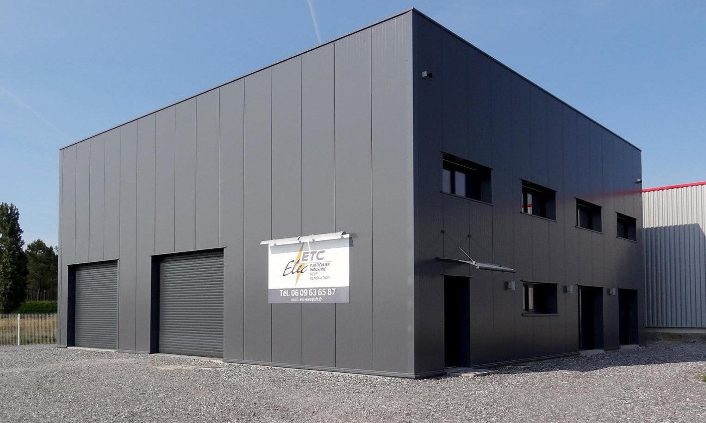 Light steel private workshop or studio