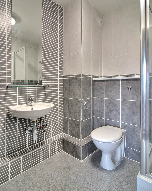 Bathroom pots