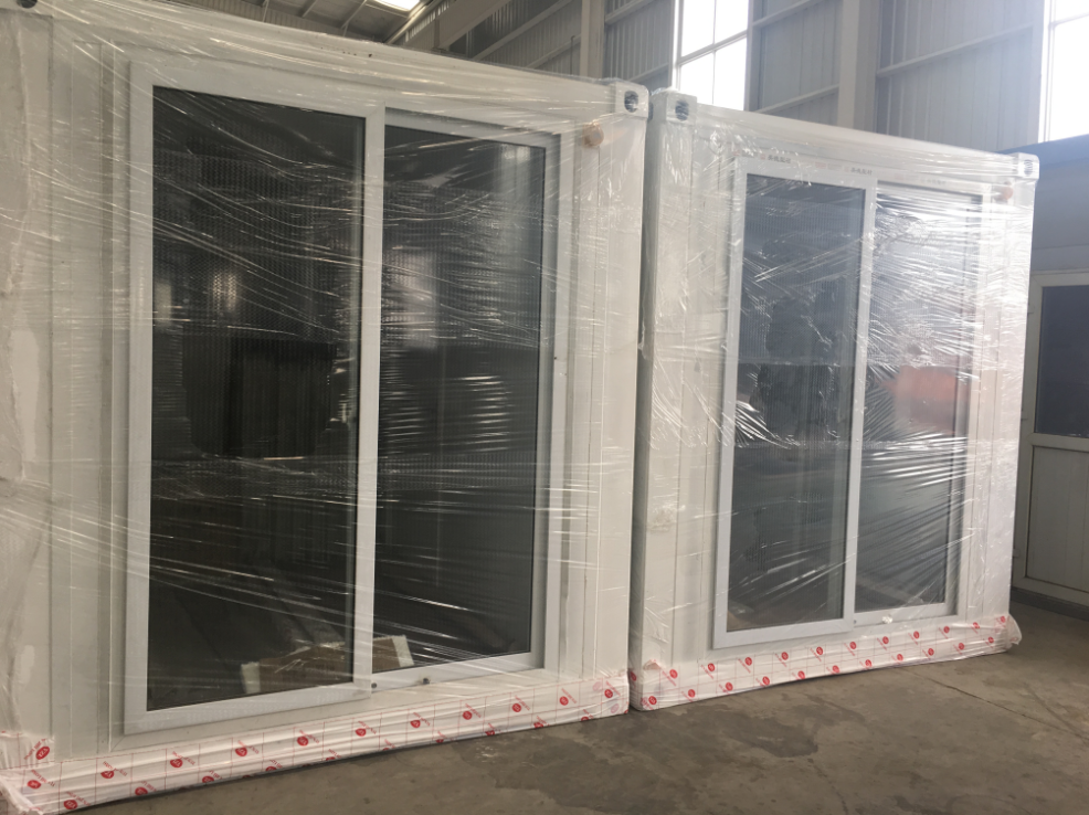 Expandable container house
