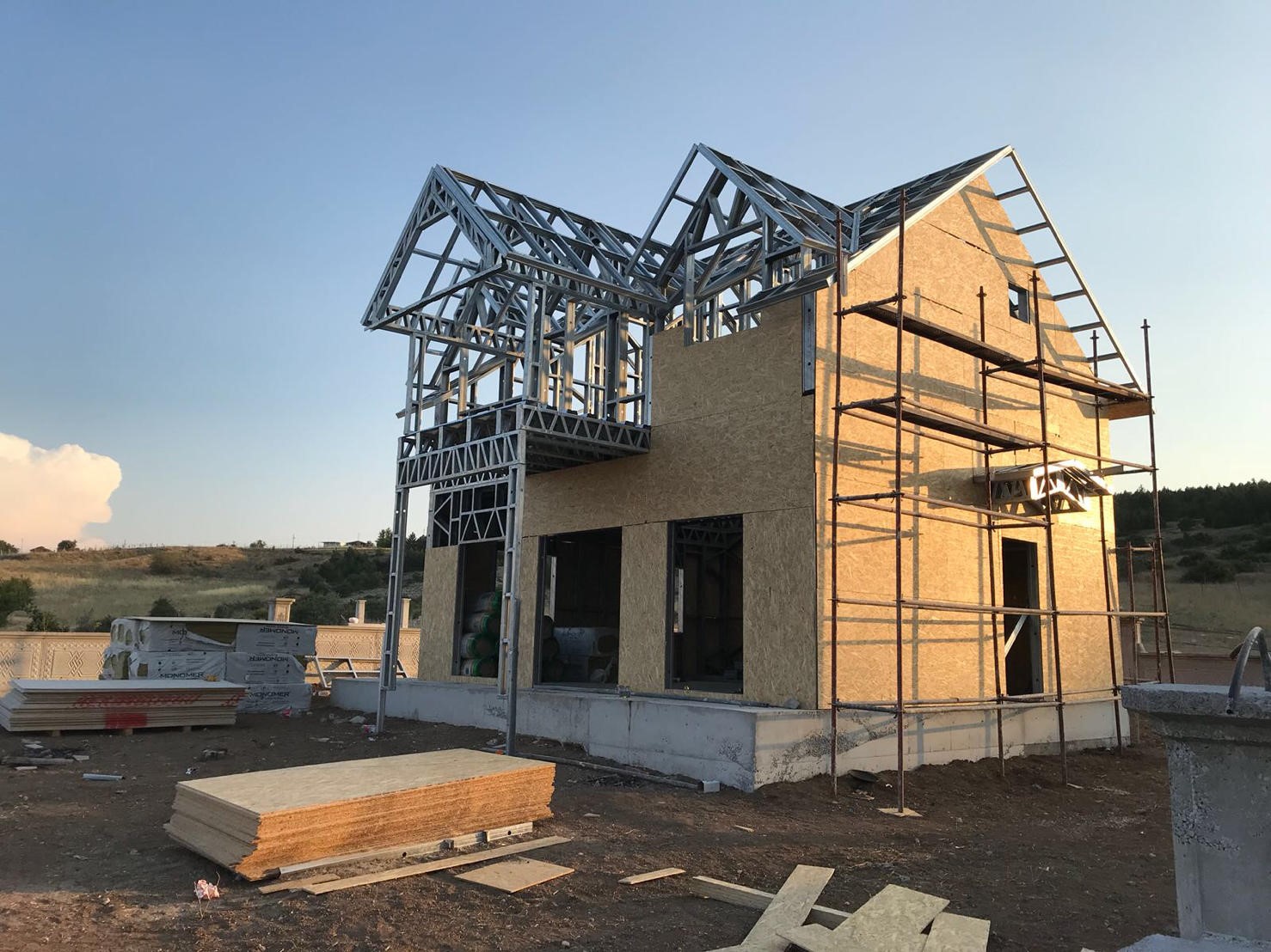 light gauge steel framing  house 3.jpg