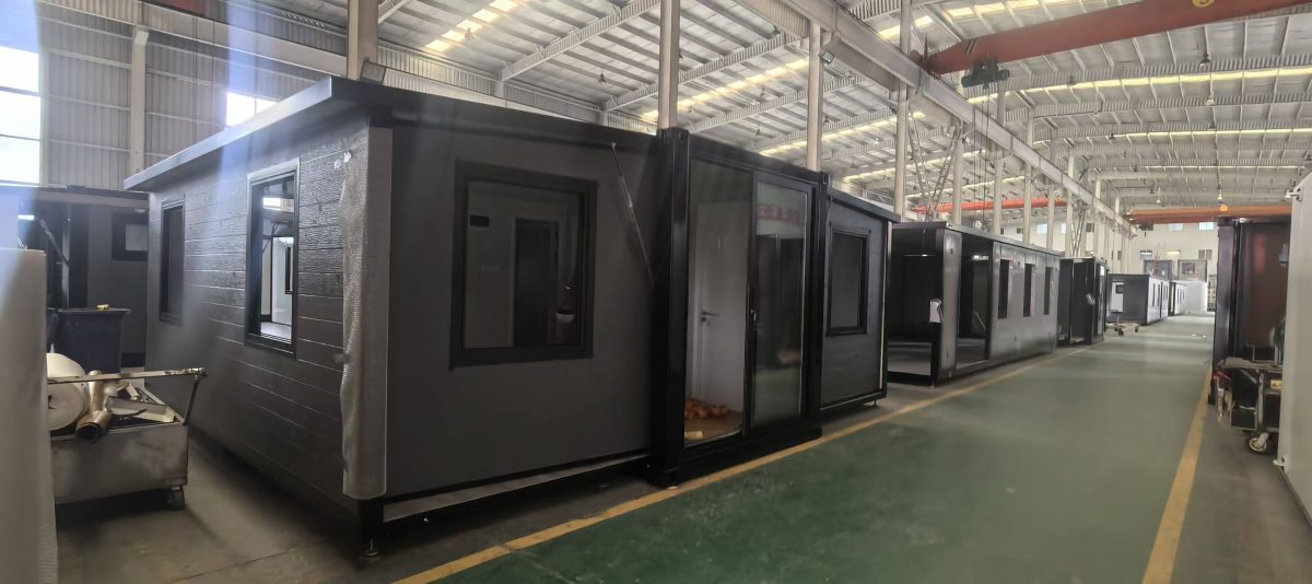 What Factors Affect the Custom Container House Manufacturer Price