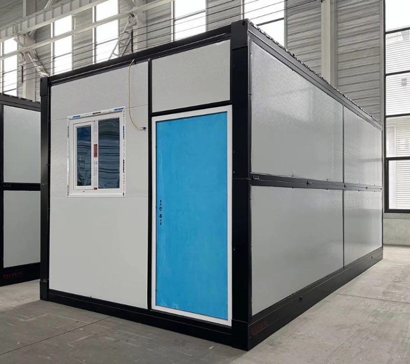 Folding Container House factory.jpg