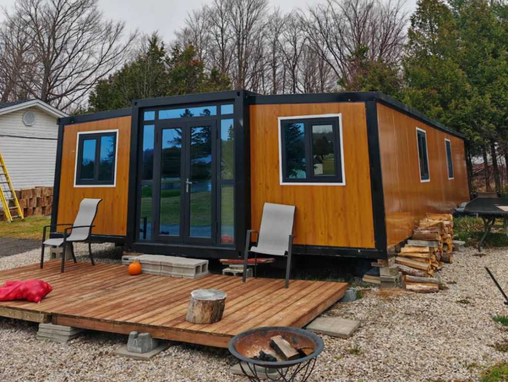 Prefabricated Container Houses vs. Traditional Houses: Which Suits Modern Living